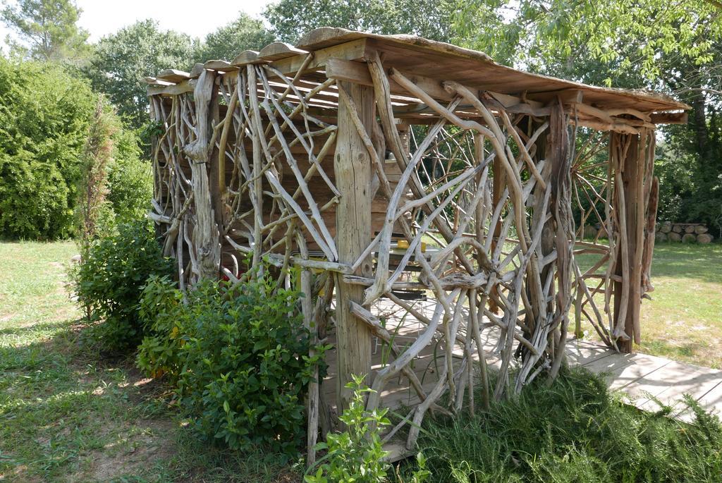 Cabane De La Leque Fontvieille Esterno foto